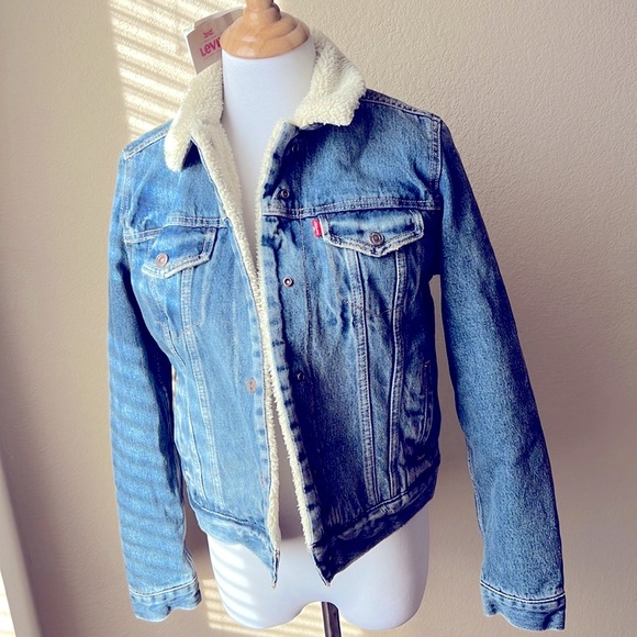 NWT LEVI’S ORIGINAL SHERPA TRUCKER JACKET - Picture 3 of 6